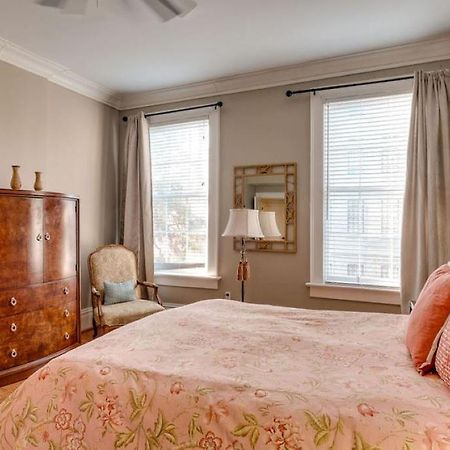 201 York #3 - Homey Downtown 2 Bedroom Steps From The River Savannah Exterior photo